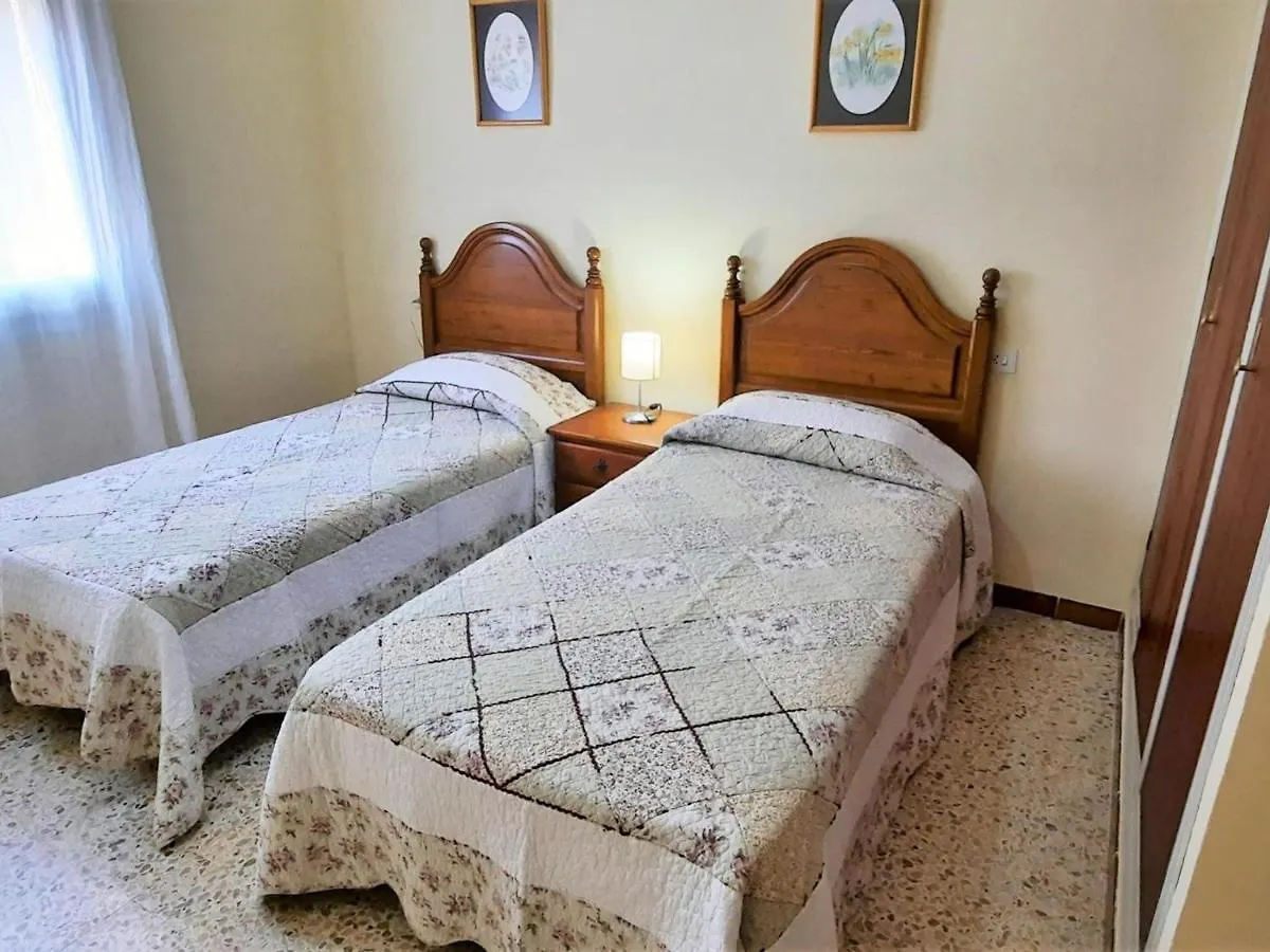 Apartamento En Llanca Con 2 Habitaciones, Cocina Equipada Y Estacionamiento - Ideal Para Familias - Es-170-42 Apartment