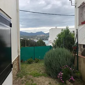 Appartement Planta Baixa Amb Jardi I Vistes Al Mar, Llançà