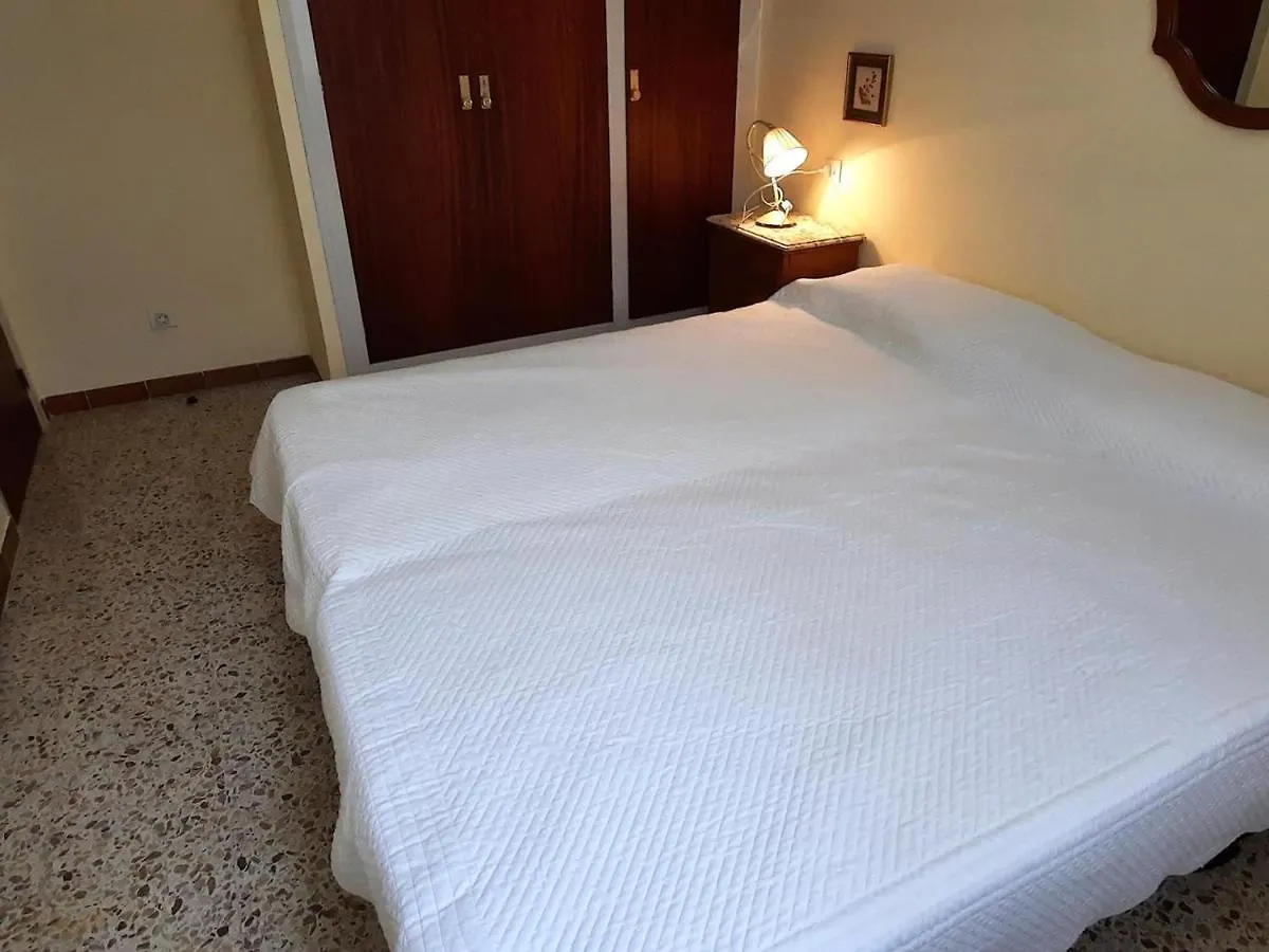 Apartamento En Llanca Con 2 Habitaciones, Cocina Equipada Y Estacionamiento - Ideal Para Familias - Es-170-42